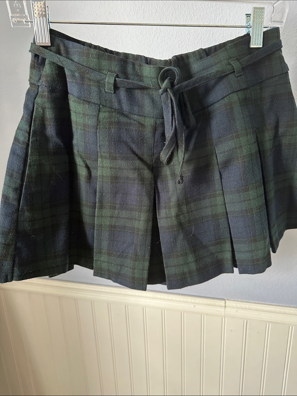 Hollister Green and Navy Plaid Mini Skort